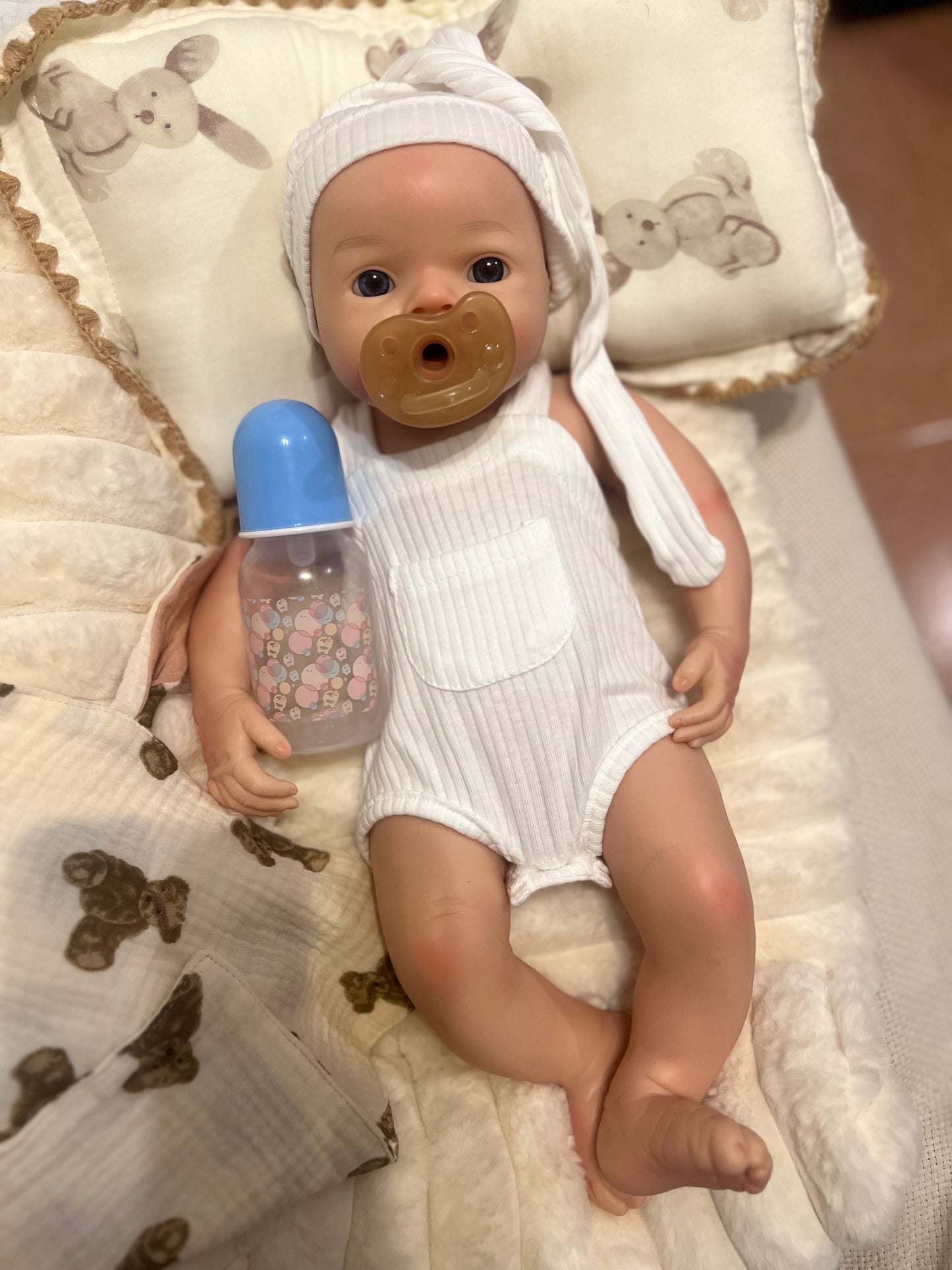 JIMENA de silicona completa con sistema de líquidos