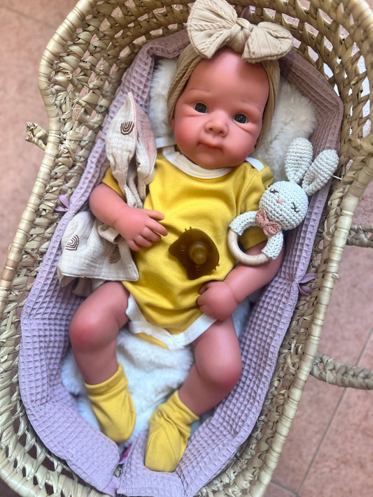 Betty de silicona de platino completa calva