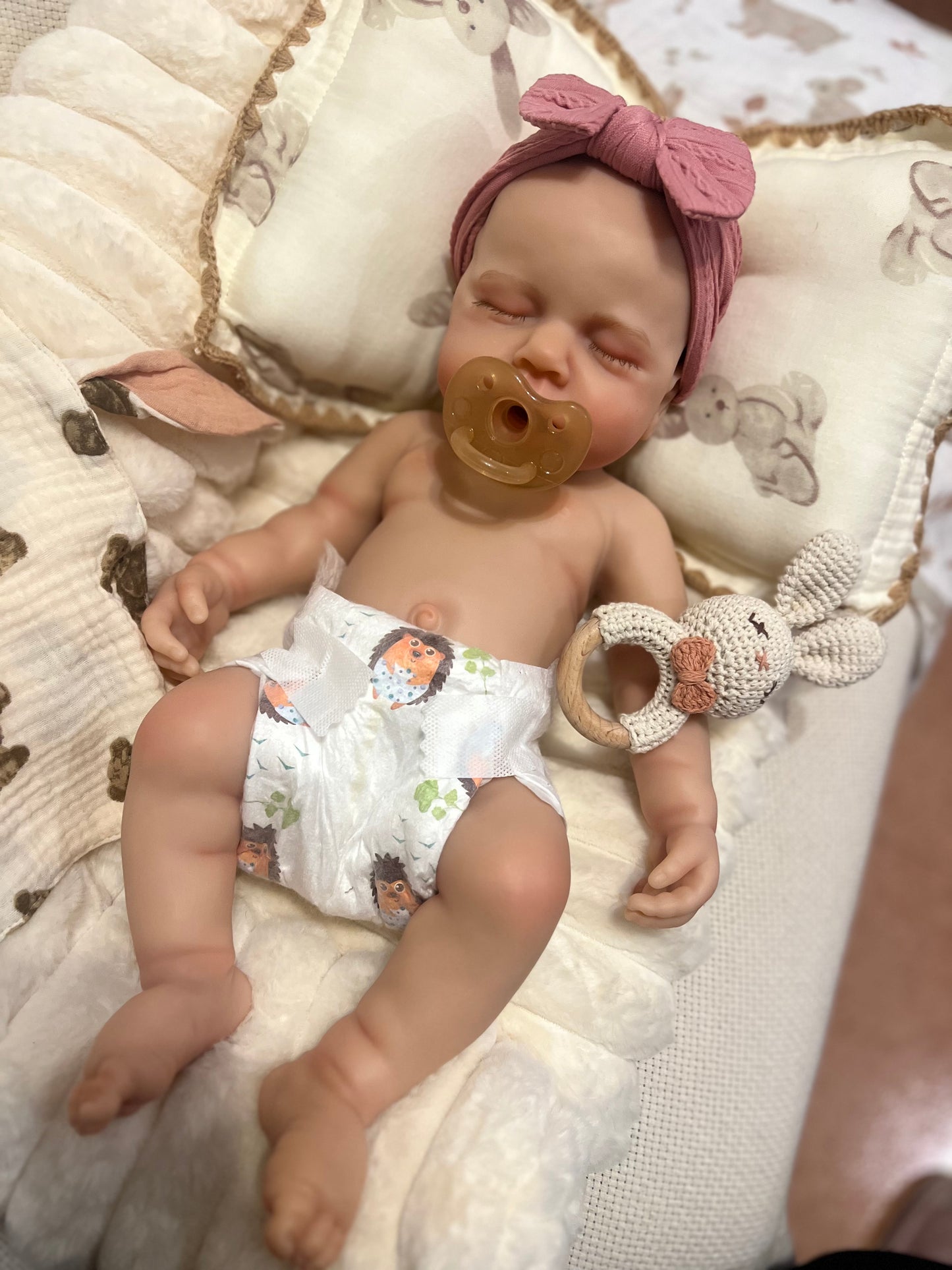 Muñeca Laia de silicona completa de platino calva